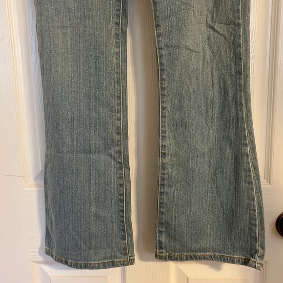 Levi’s Too Superlow Boot Cut 524 jeans - Picture 2 of 6